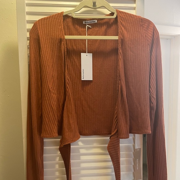 NWOT Reformation Petalo Long Sleeve Wrap Top - Picture 5 of 6